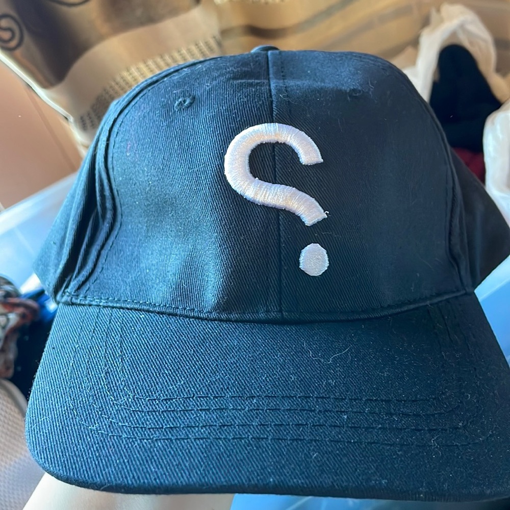 Black Skyscape basketball cap never worn